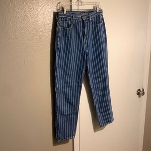 Striped AEO Mom Jean size 8